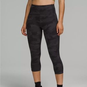 Lululemon Swift Speed High-Rise Crop 21"